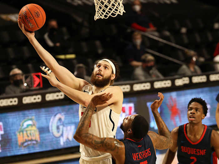 Richmond's Grant Golden shoots